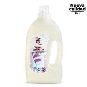 DIA SUPER PACO detergente máquina líquido pieles sensibles botella 66 lv